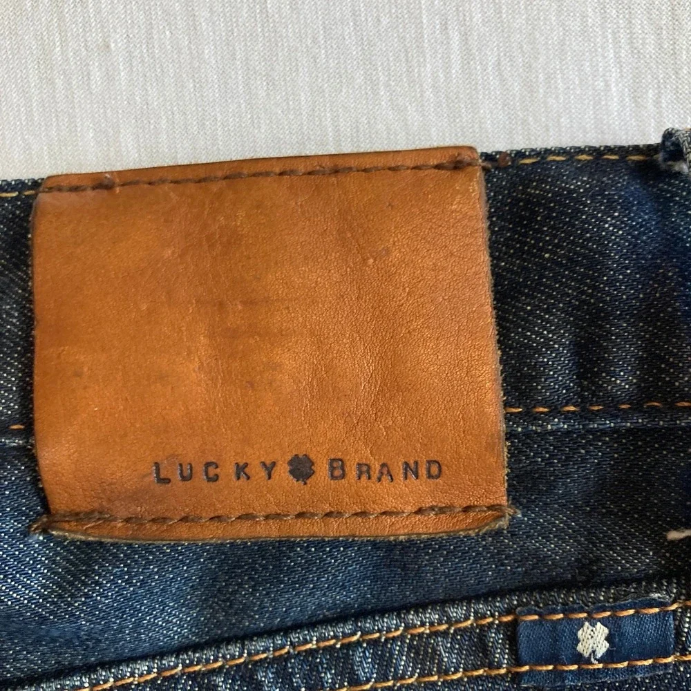 Lucky Brand Jeans‎ Mens 38x30 221 Original Straight Dark Wash 7M11995 Classic